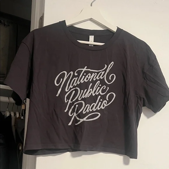 Official NPR 100% Cotton Gray Crop Top - Picture 1 of 2